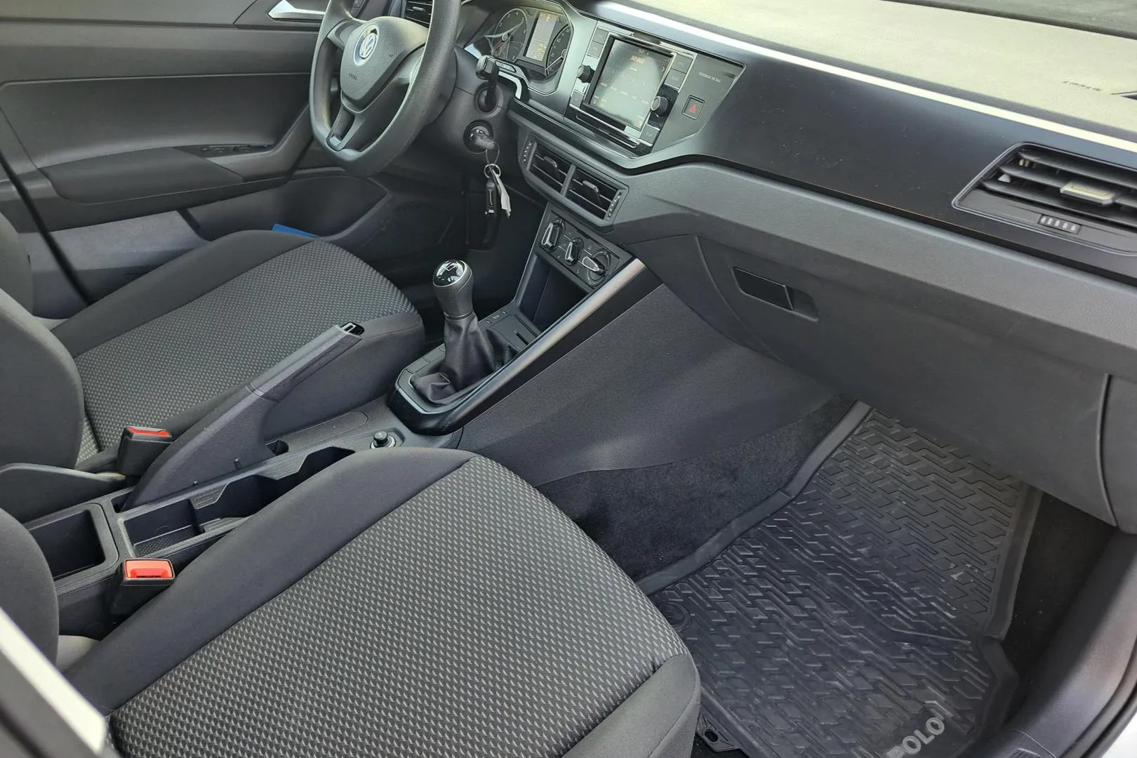 VOLKSWAGEN Polo CMJ-518 carousel image