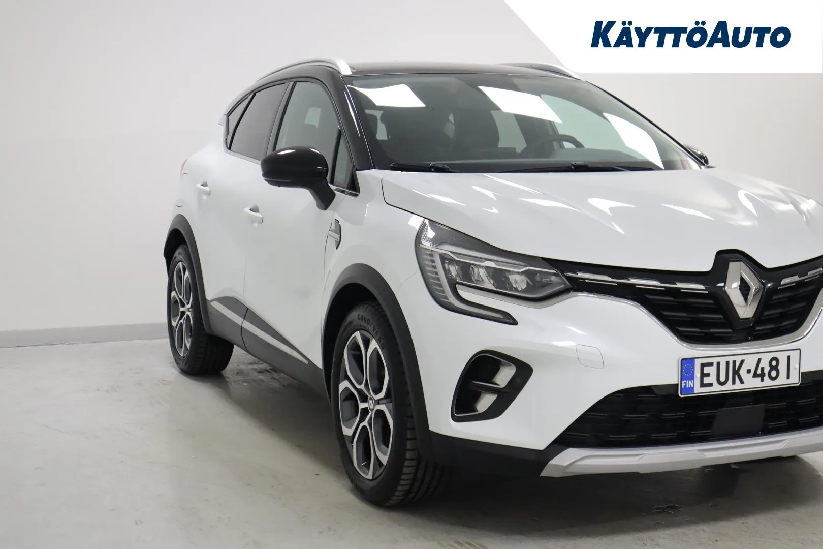 RENAULT Captur EUK-481 carousel image