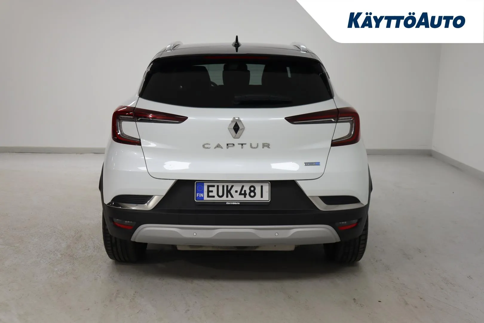 RENAULT Captur EUK-481 carousel image