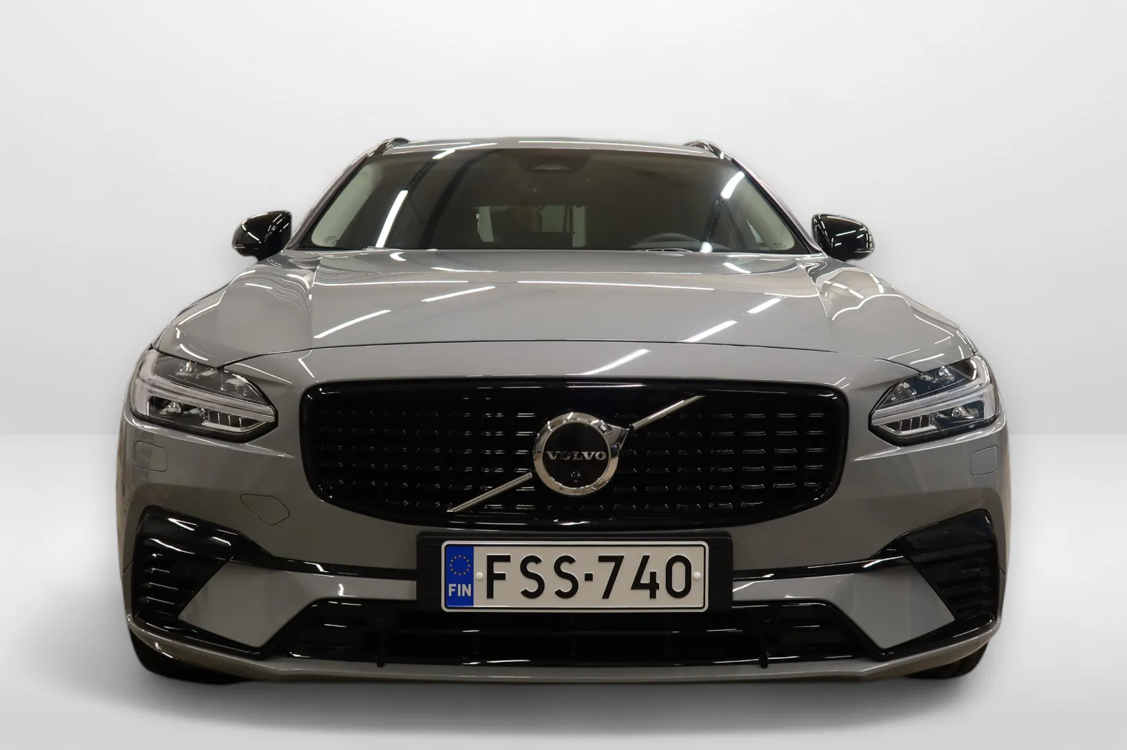 Volvo V90 FSS-740 carousel image