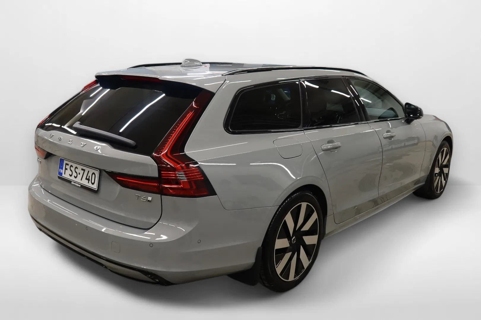 Volvo V90 FSS-740 carousel image