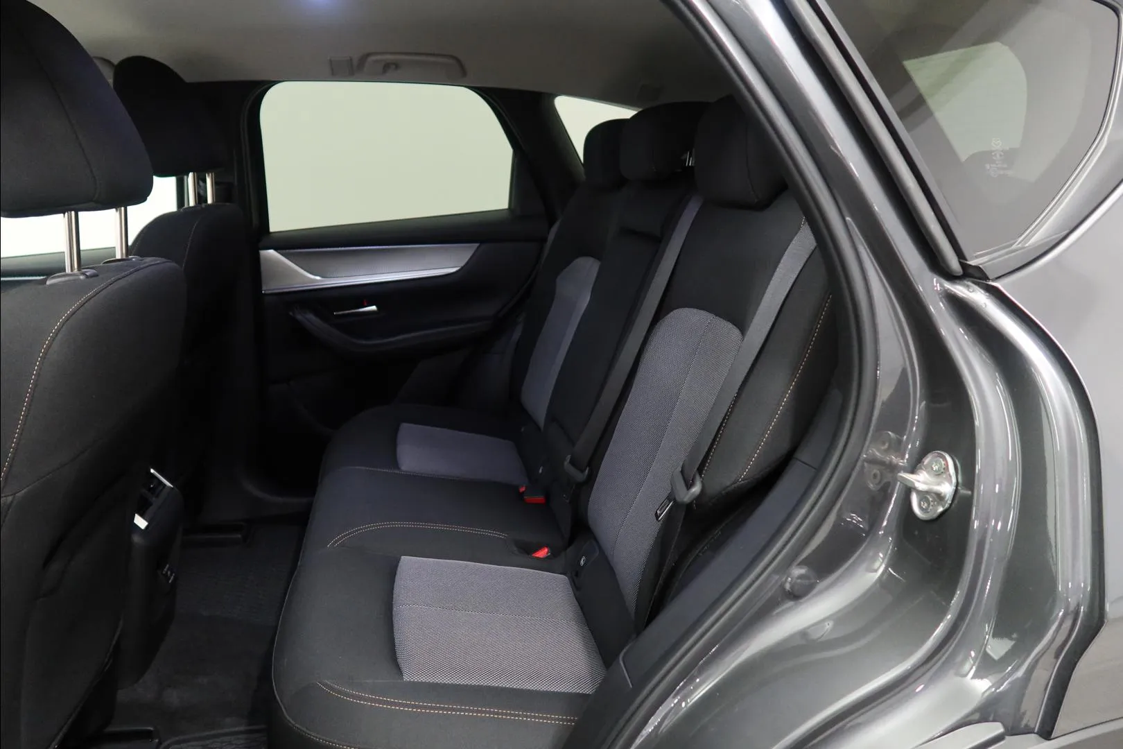 MAZDA CX-60 IOV-669 carousel image