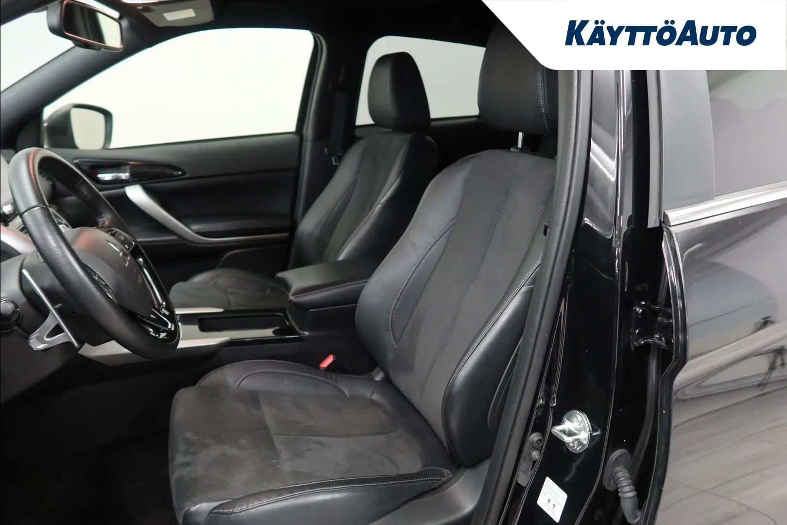 MITSUBISHI Eclipse Cross IRR-443 carousel image
