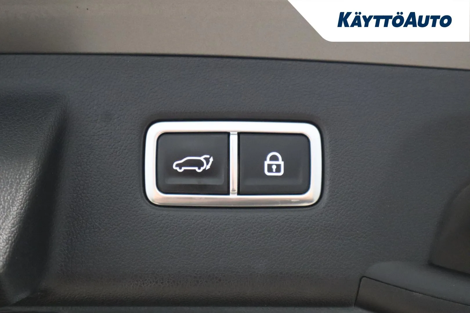 KIA Sorento SYX-365 carousel image