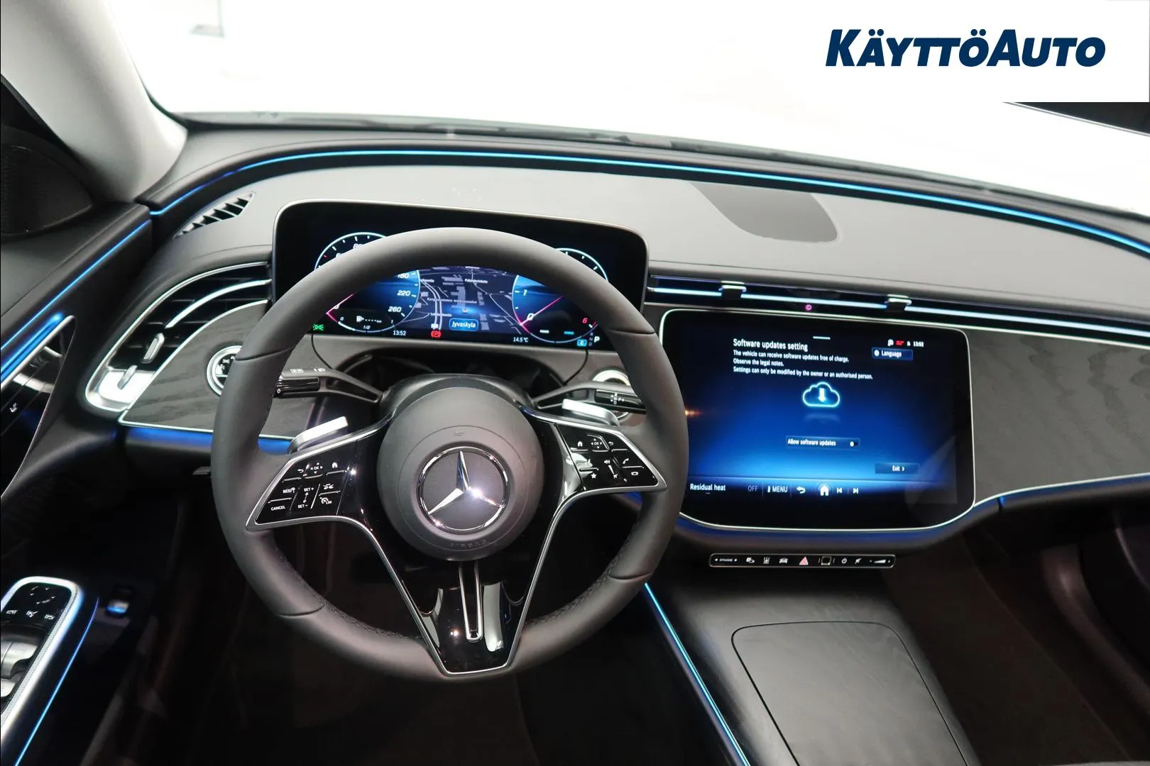 Mercedes-Benz E ISR-290 carousel image