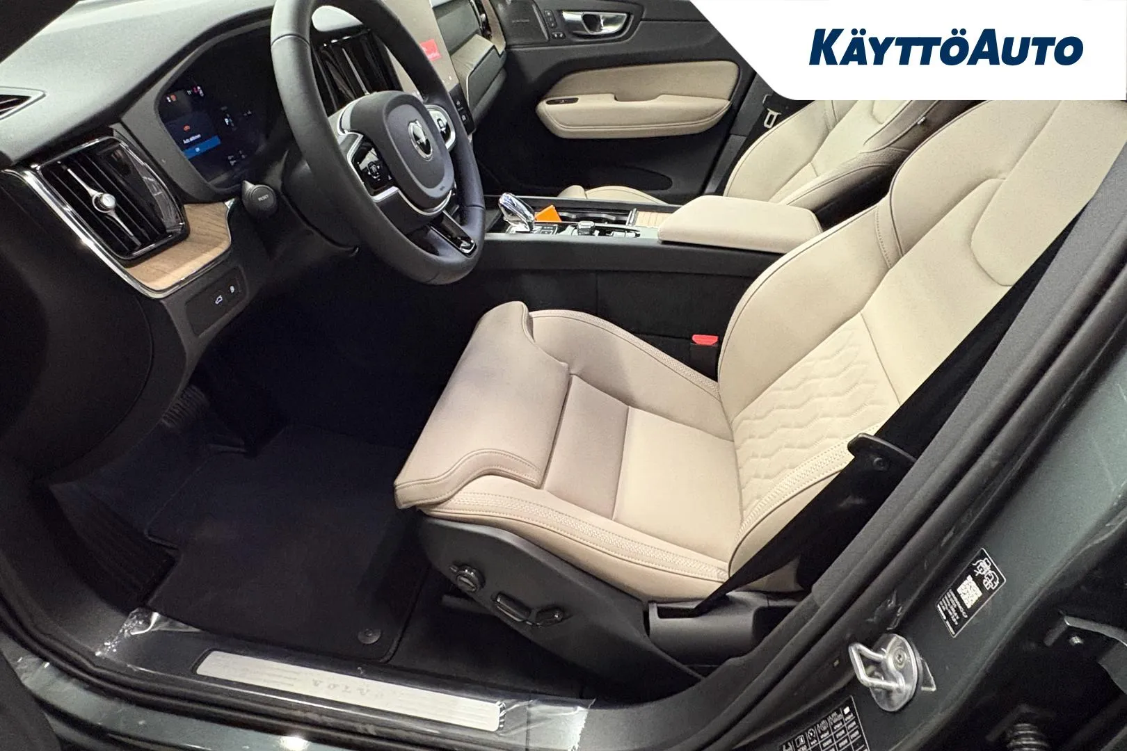 Volvo XC60 ISP-921 carousel image
