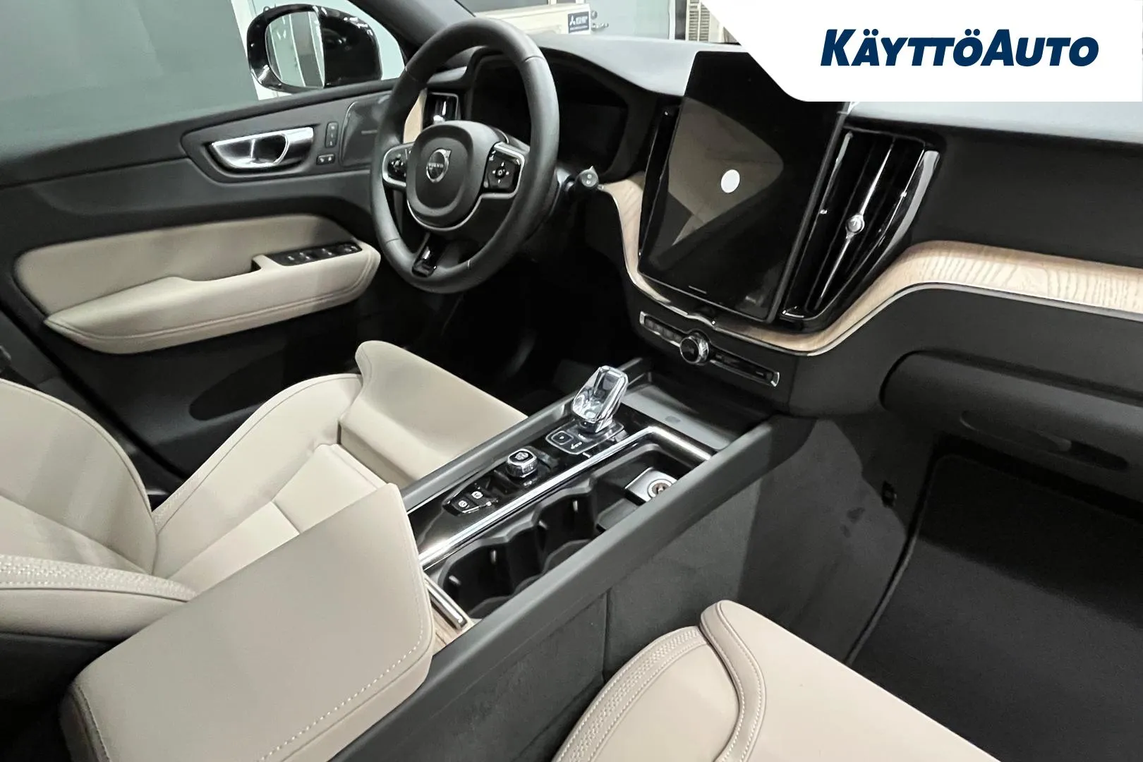 Volvo XC60 ISR-581 carousel image