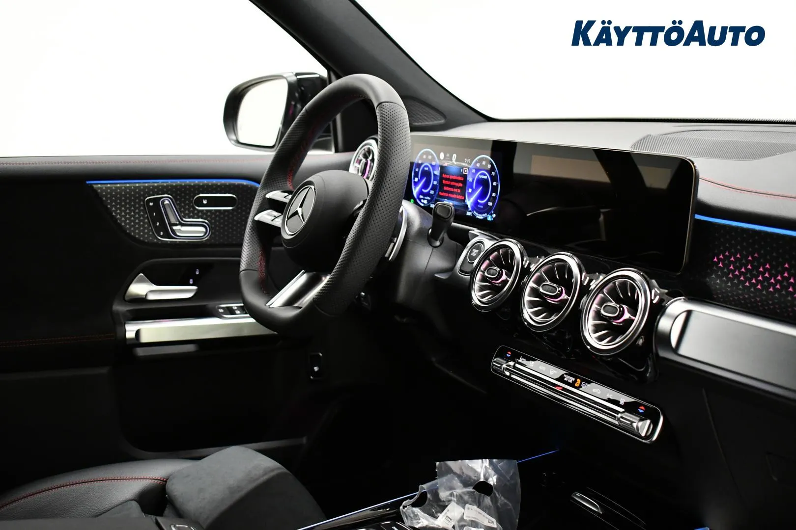 Mercedes-Benz EQB IST-773 carousel image