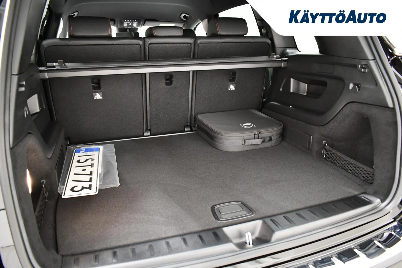 Mercedes-Benz EQB IST-773 carousel image