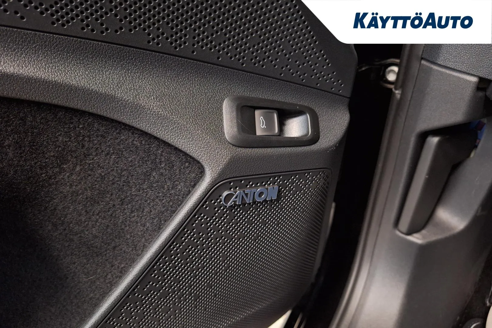 Skoda Enyaq EVR-445 carousel image