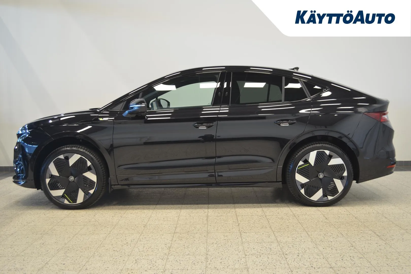 Skoda Enyaq EVR-445 carousel image