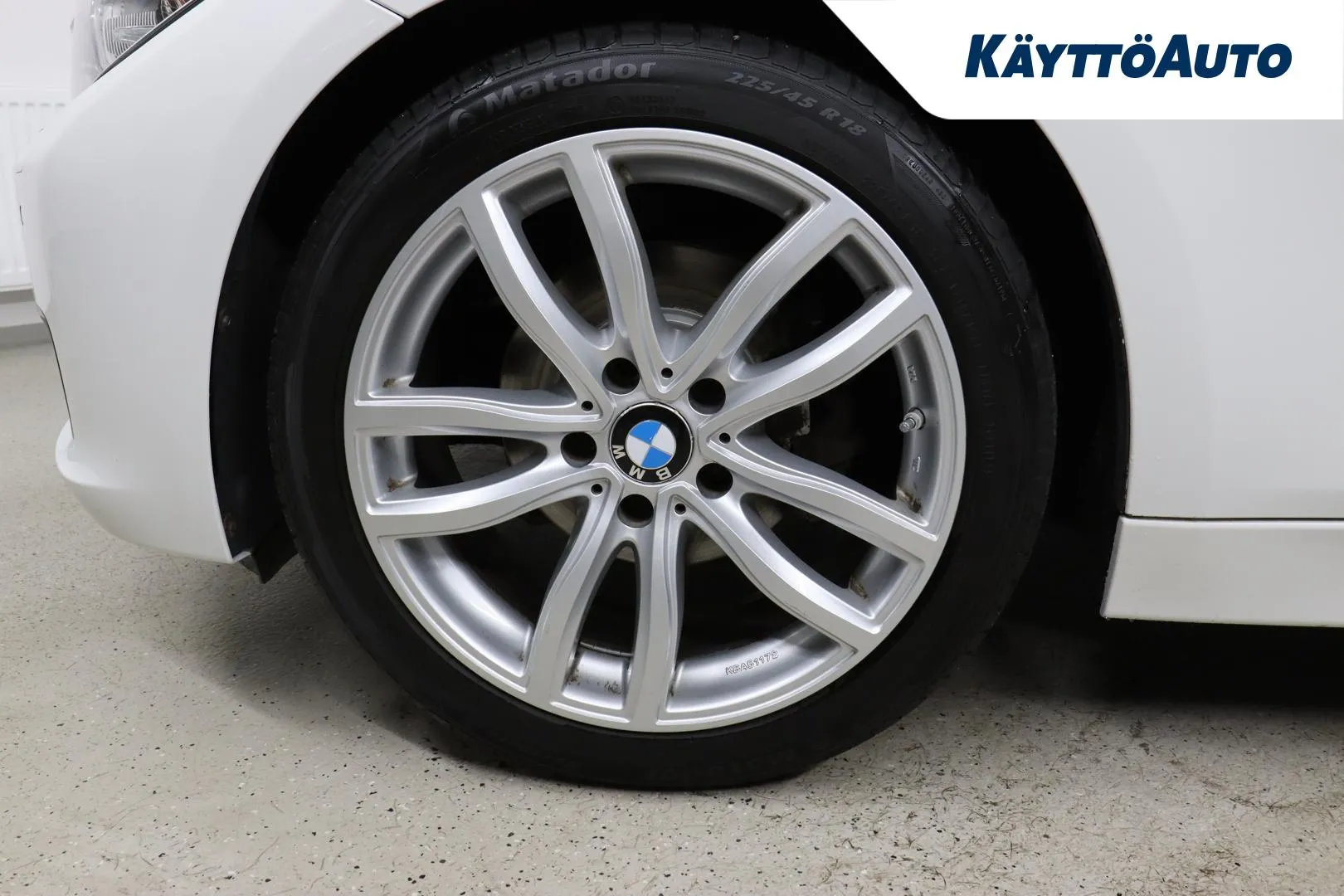 BMW 320 TZR-488 carousel image