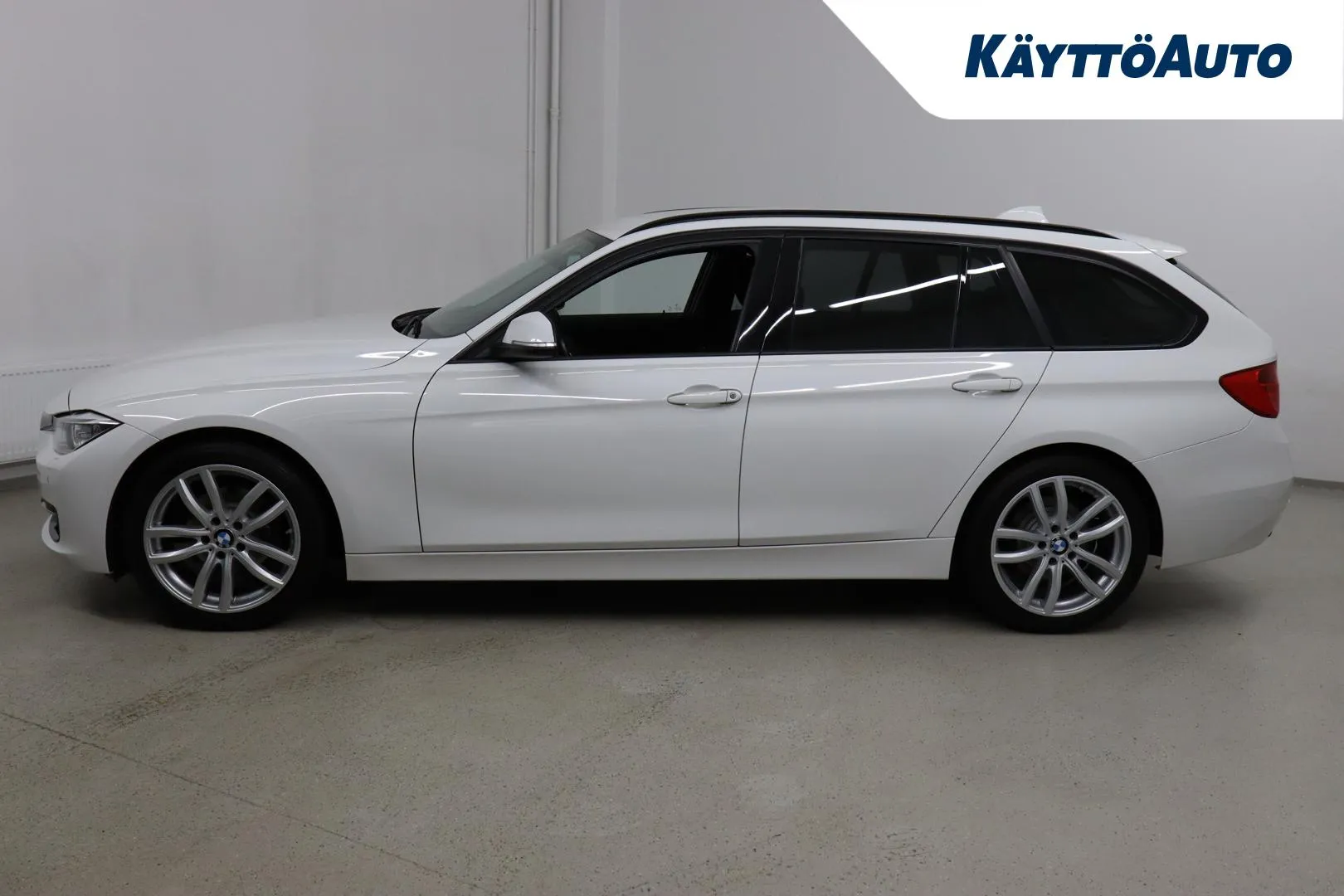 BMW 320 TZR-488 carousel image