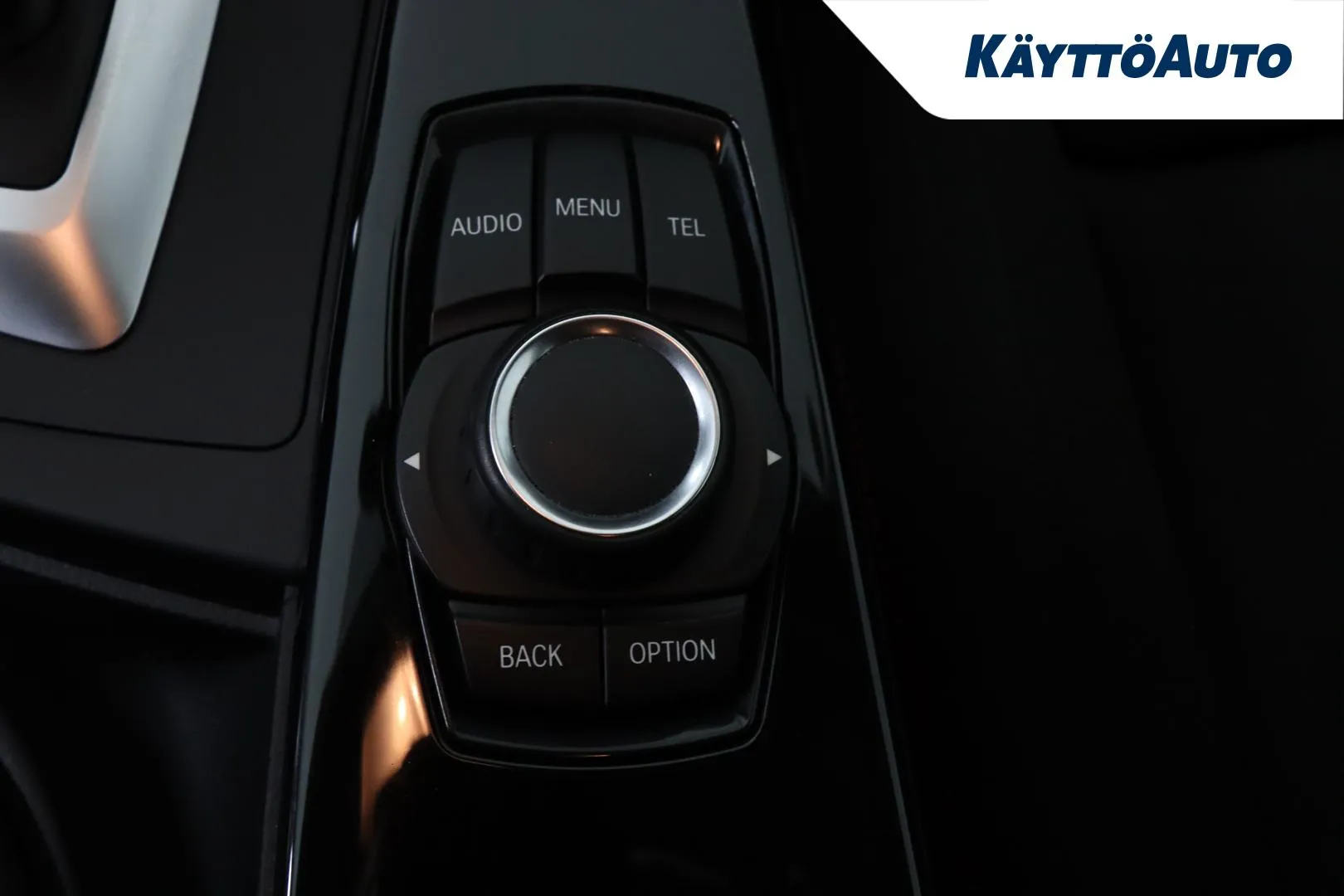 BMW 320 TZR-488 carousel image