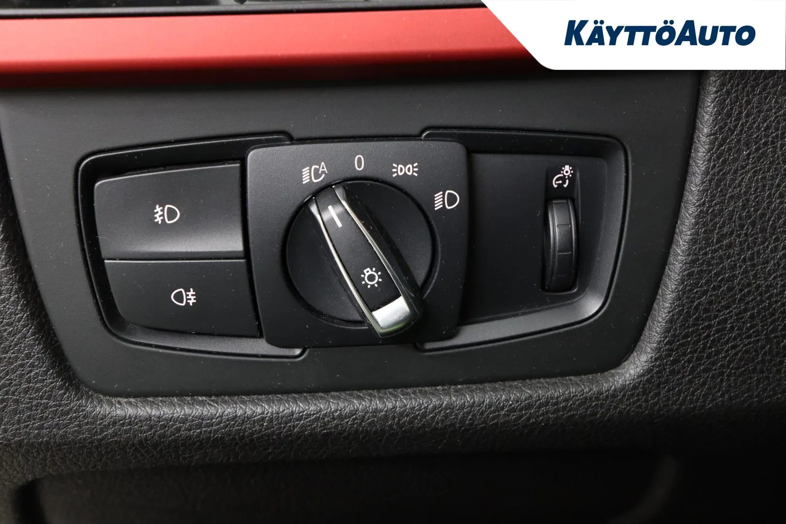 BMW 320 TZR-488 carousel image