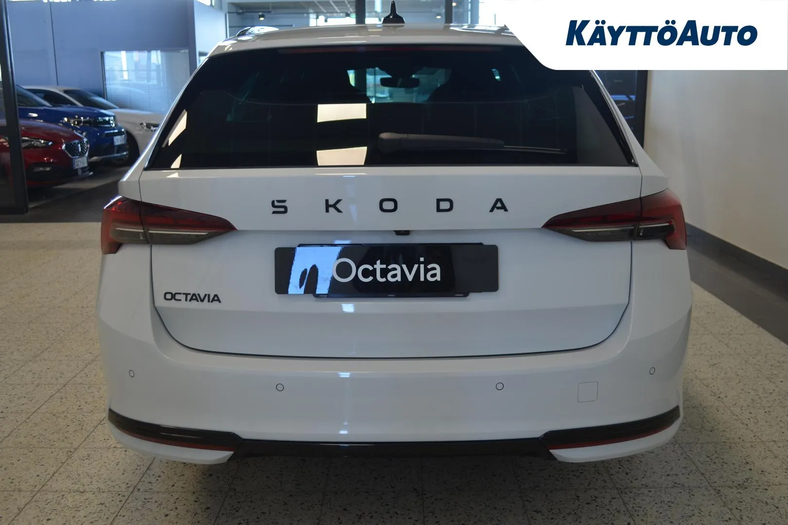 Skoda Octavia CRA-855 carousel image