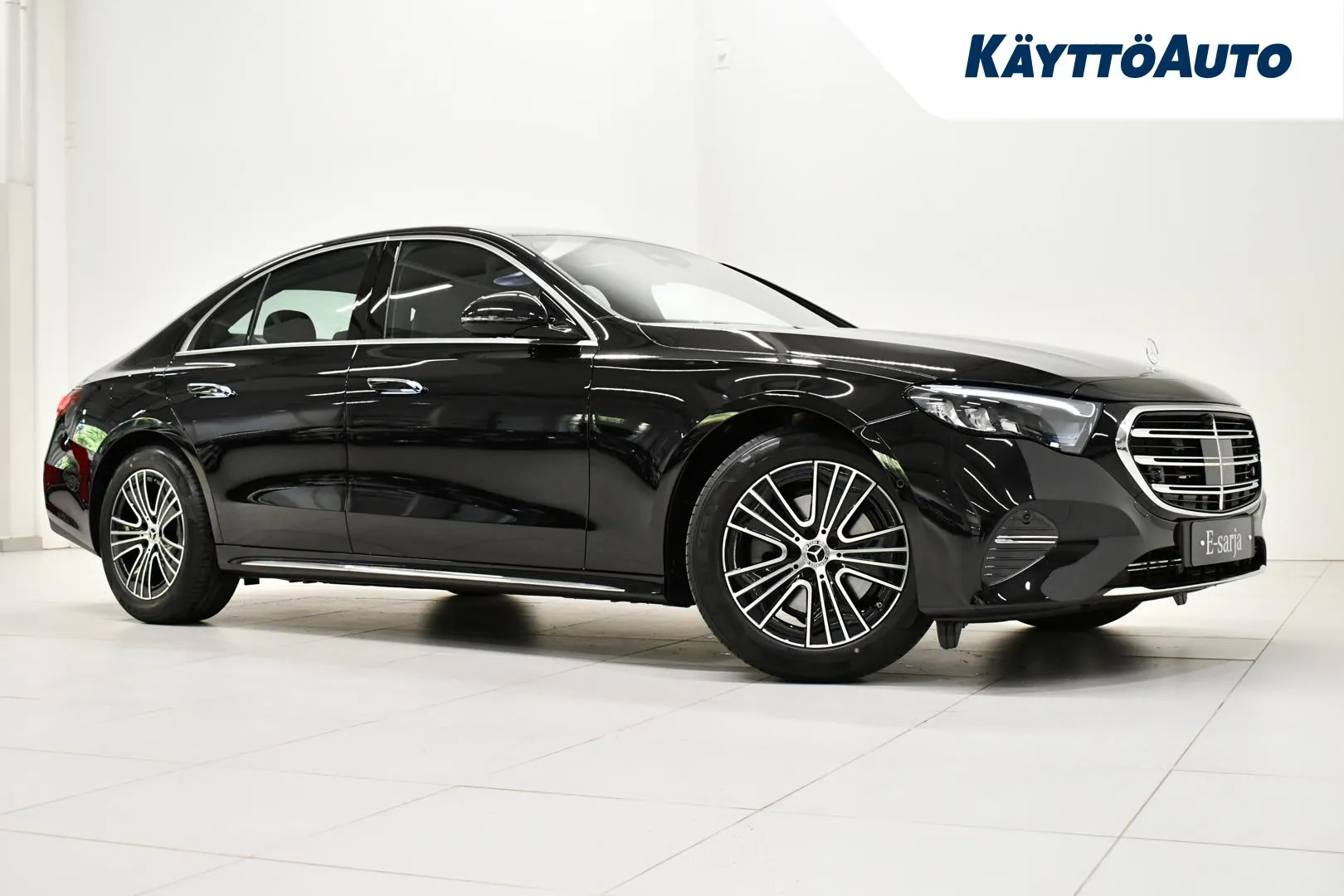 Mercedes-Benz E IST-752 carousel image