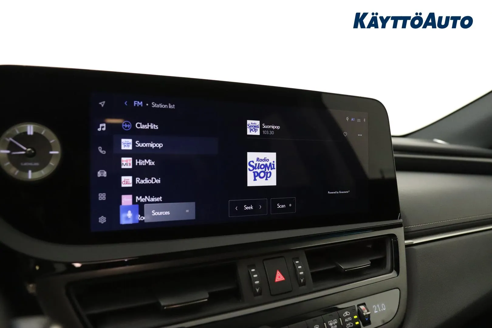 Lexus ES YXY-688 carousel image