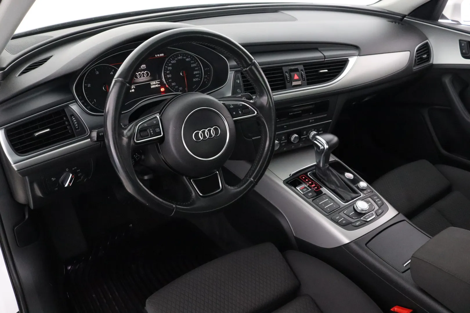 AUDI A6 BRN-298 carousel image