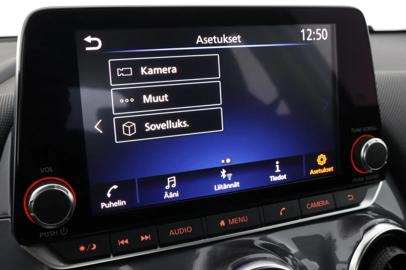 NISSAN Juke XRE-141 carousel image