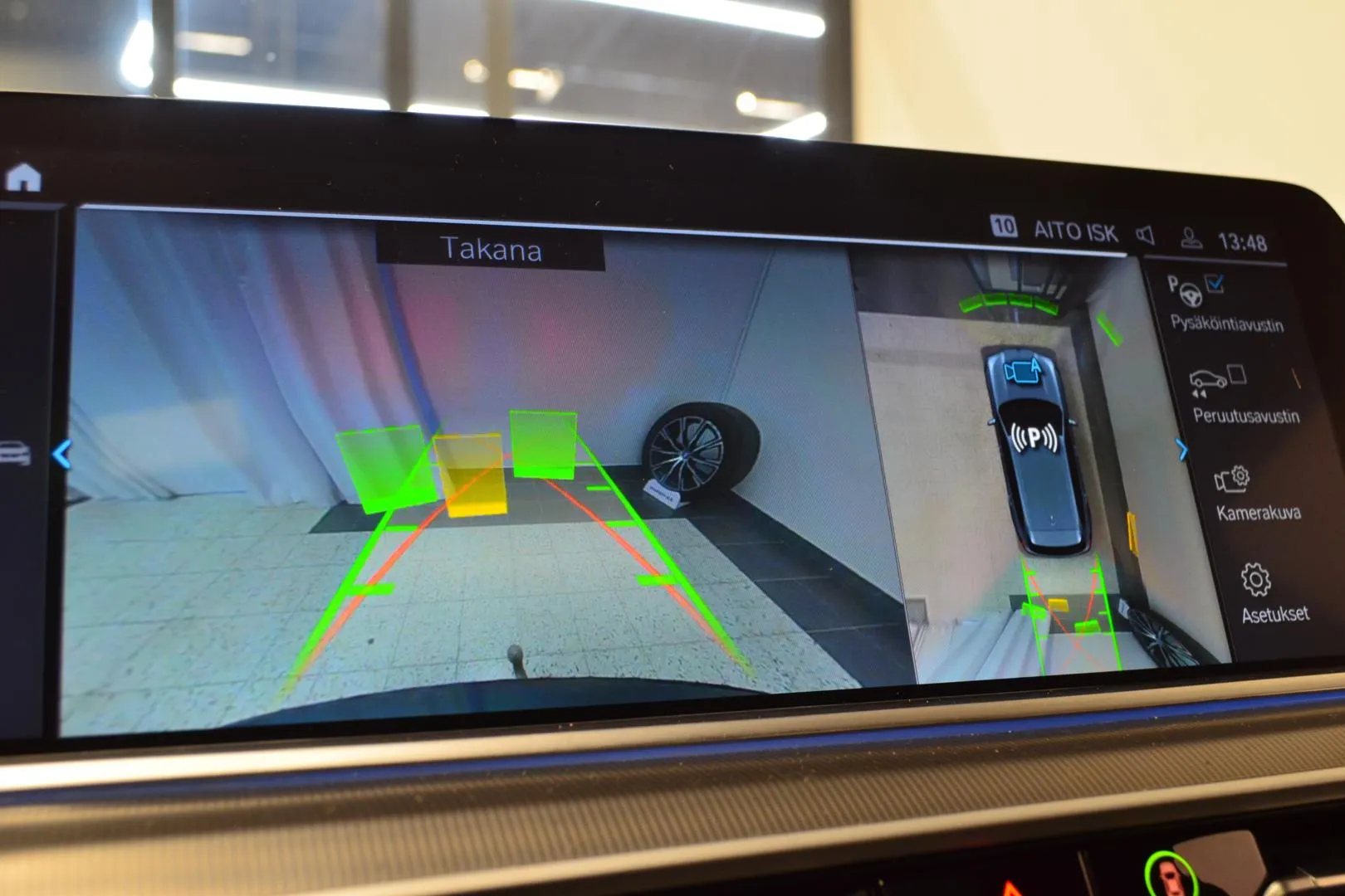 BMW X5 XRZ-864 carousel image