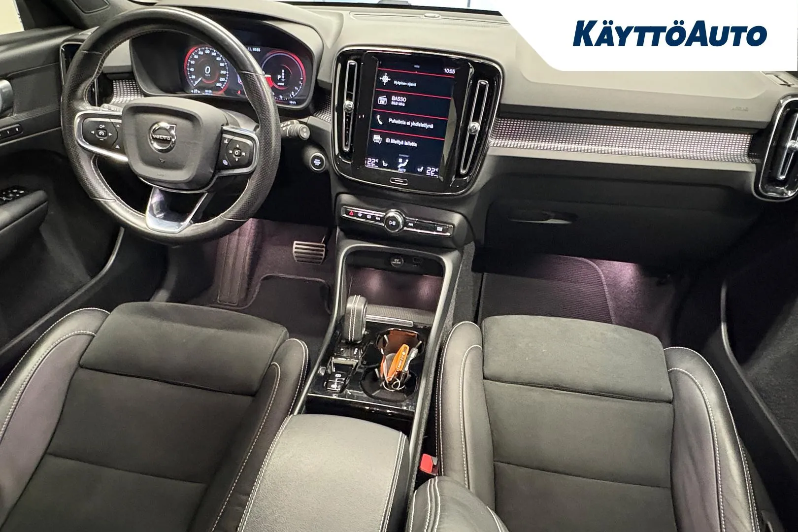 VOLVO XC40 ETS-250 carousel image