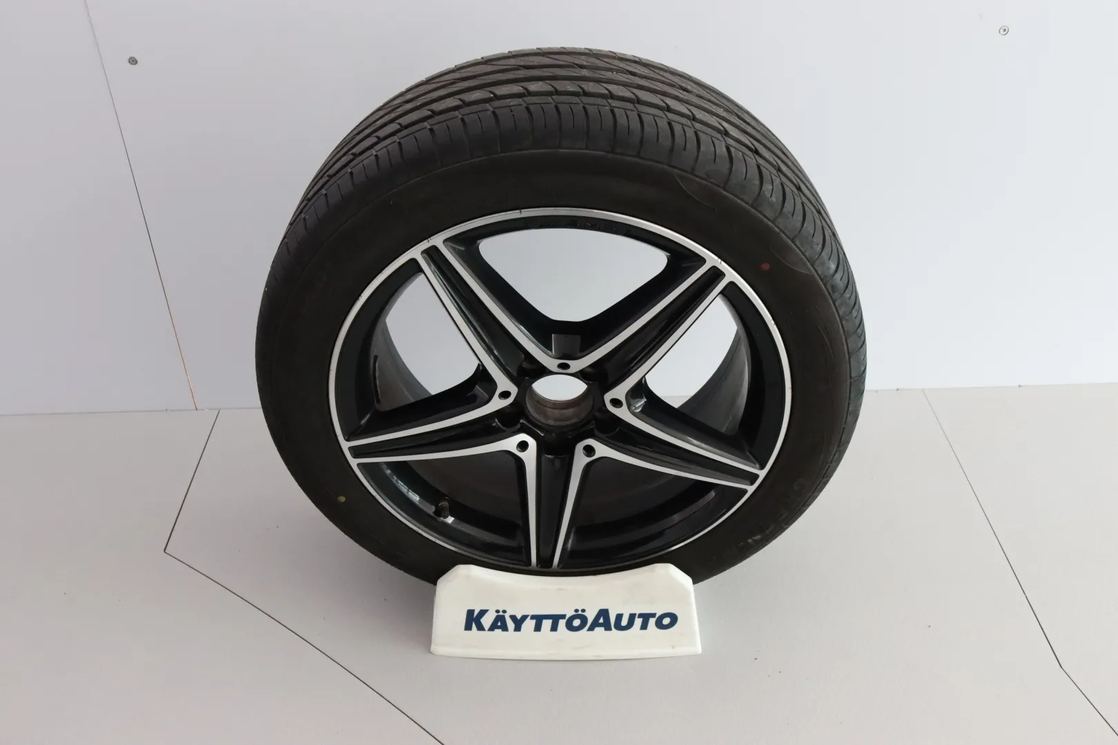 MERCEDES-BENZ E MPO-592 carousel image