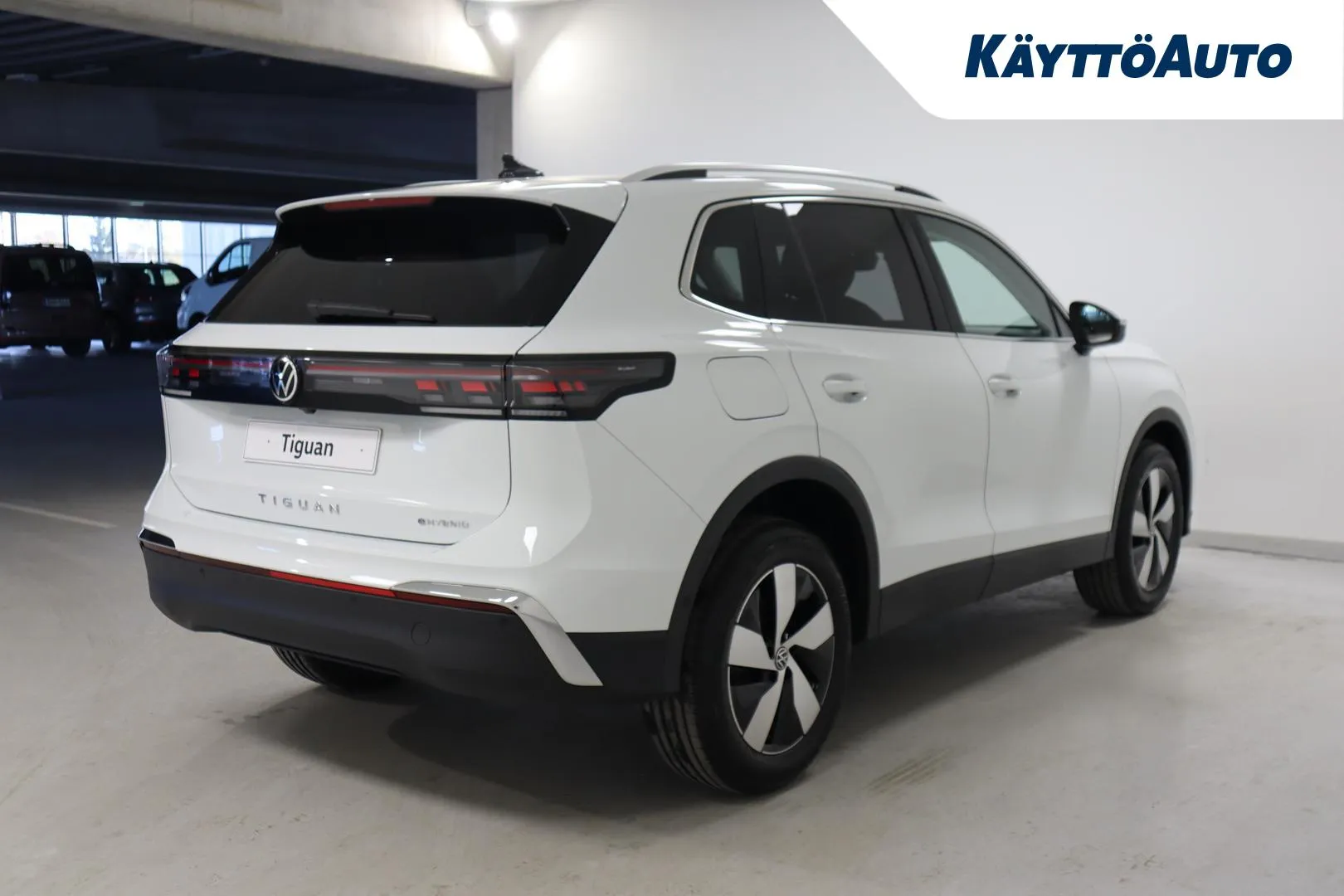 Volkswagen Tiguan ISR-503 carousel image