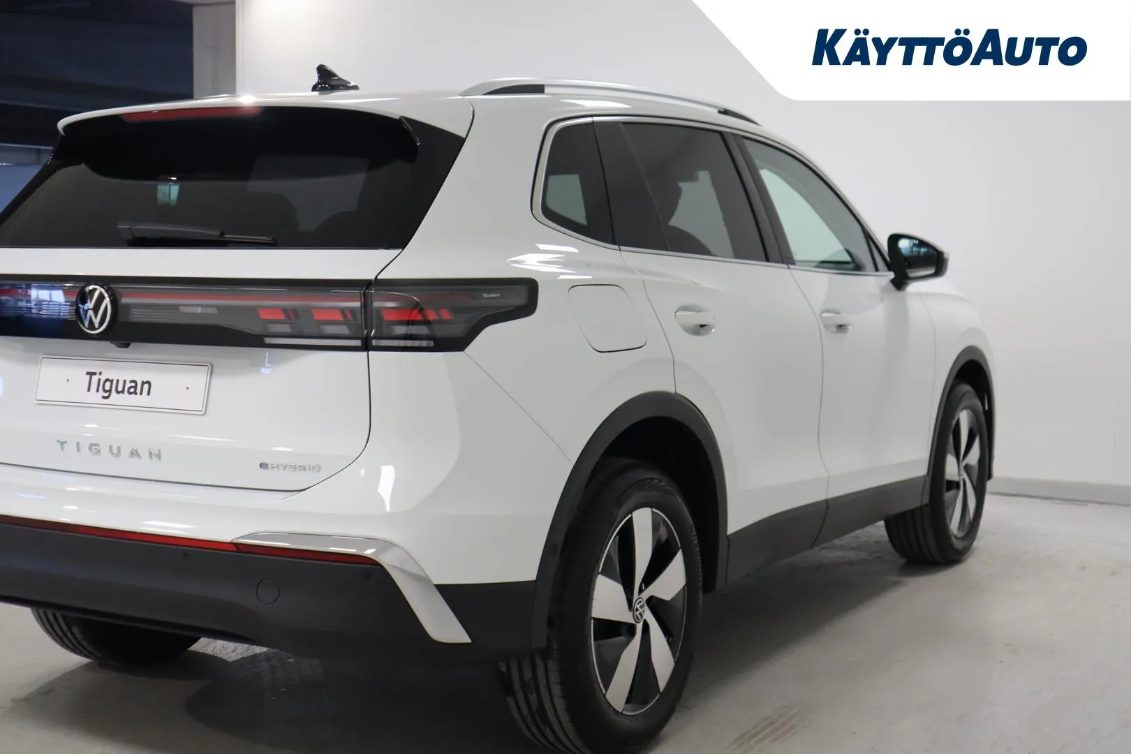 Volkswagen Tiguan ISR-503 carousel image