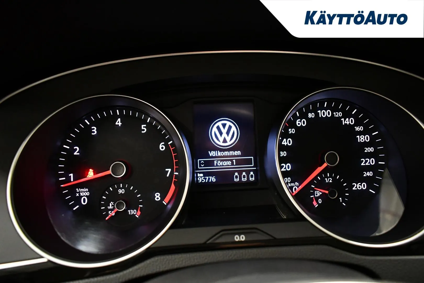 VOLKSWAGEN Passat CMM-289 carousel image