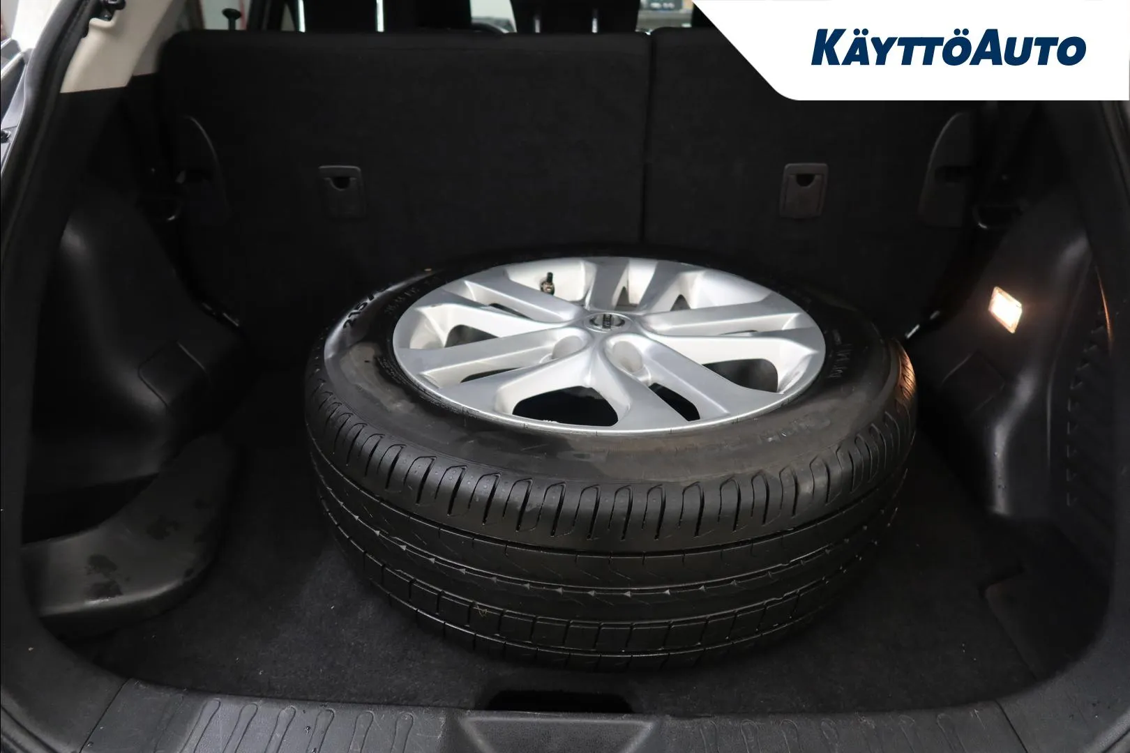 Nissan Juke CJN-833 carousel image