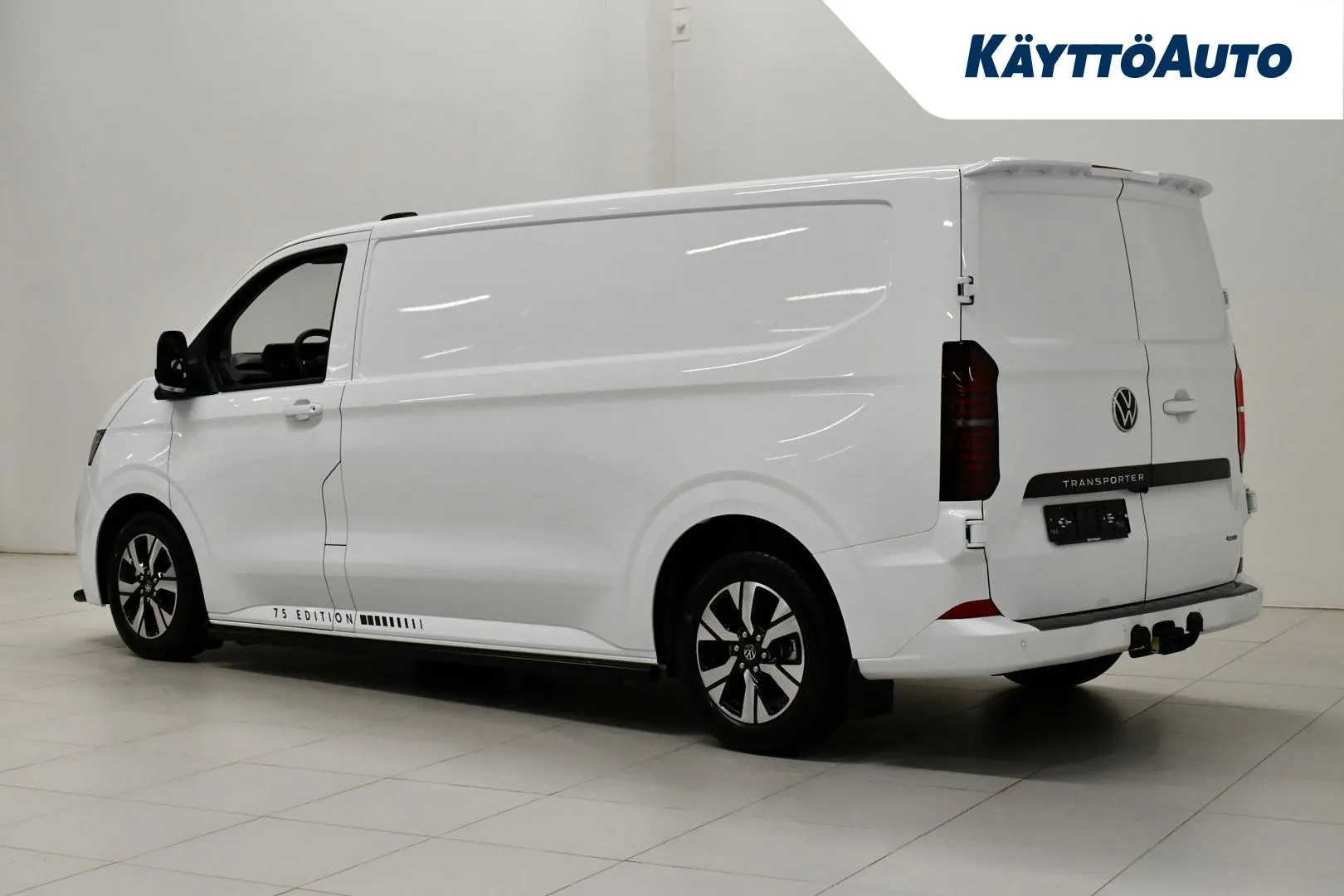 Volkswagen Transporter XVZ-834 carousel image