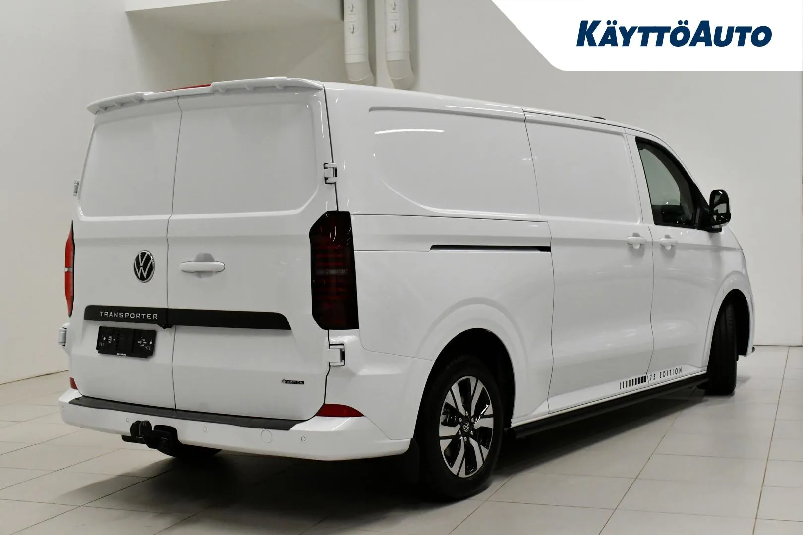 Volkswagen Transporter XVZ-834 carousel image