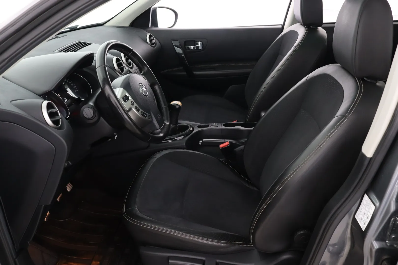 NISSAN Qashqai XVL-447 carousel image