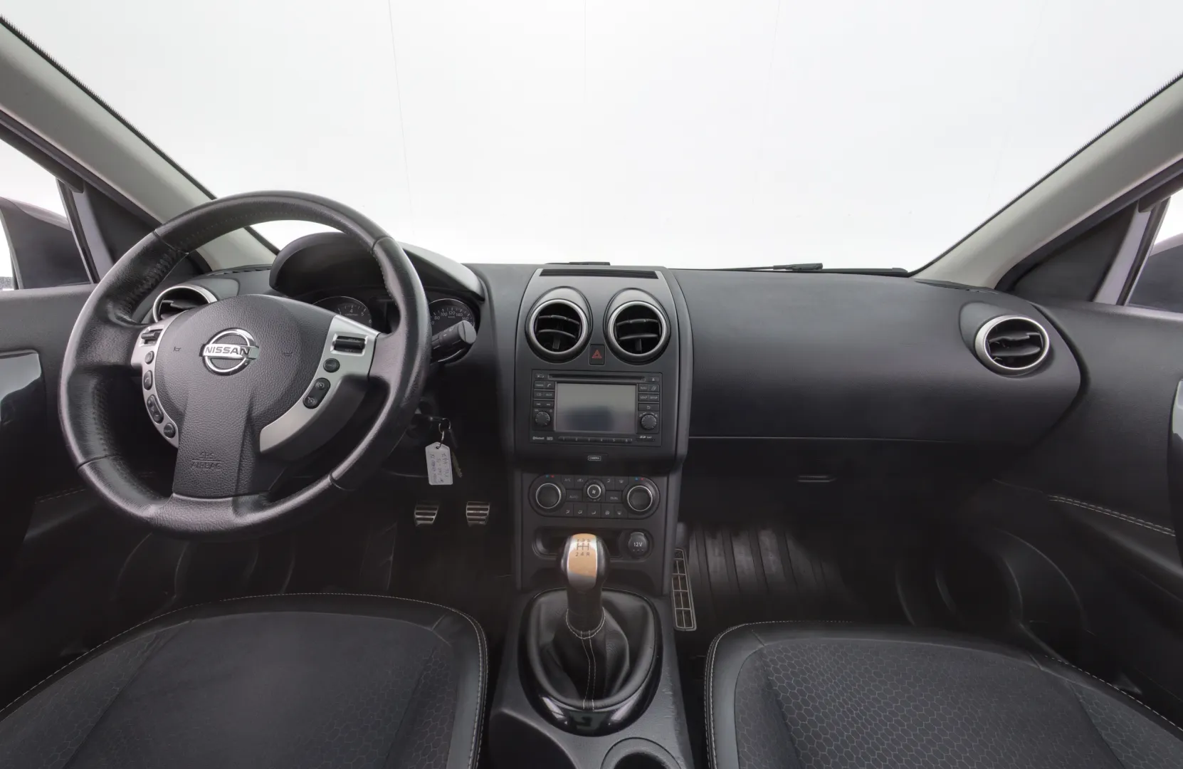 NISSAN Qashqai XVL-447 carousel image