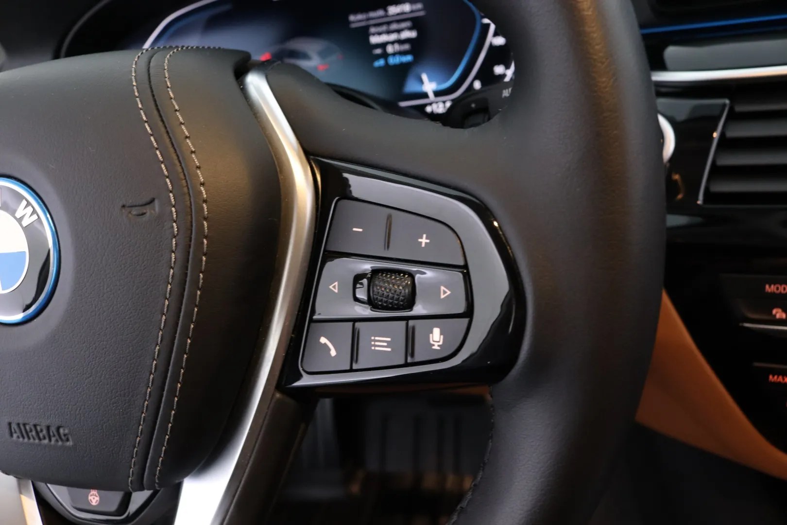 BMW 530 JTS-261 carousel image