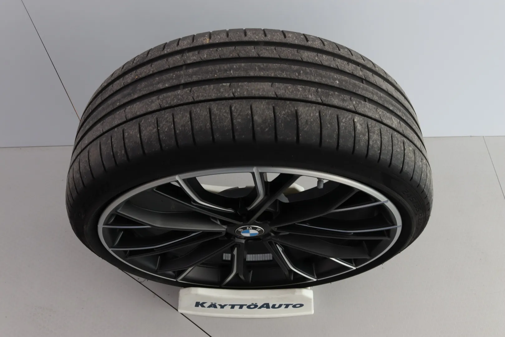 BMW 530 JTS-261 carousel image