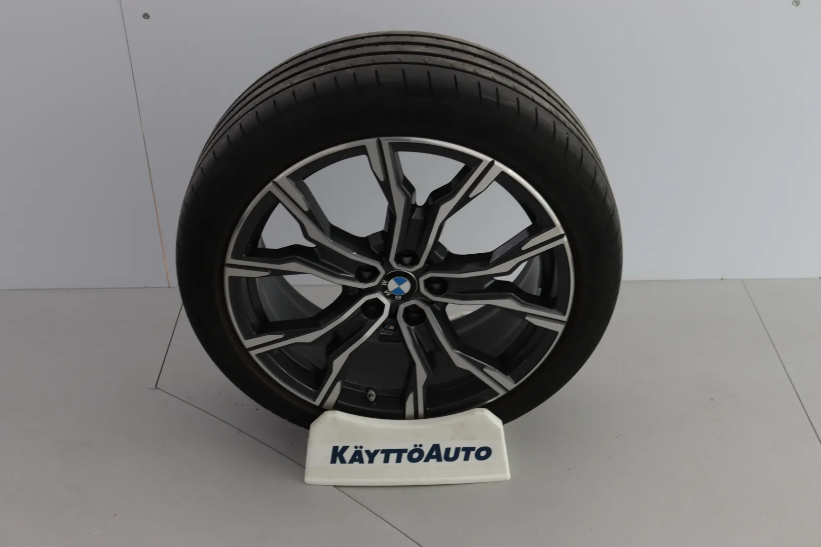 BMW X1 LRC-448 carousel image
