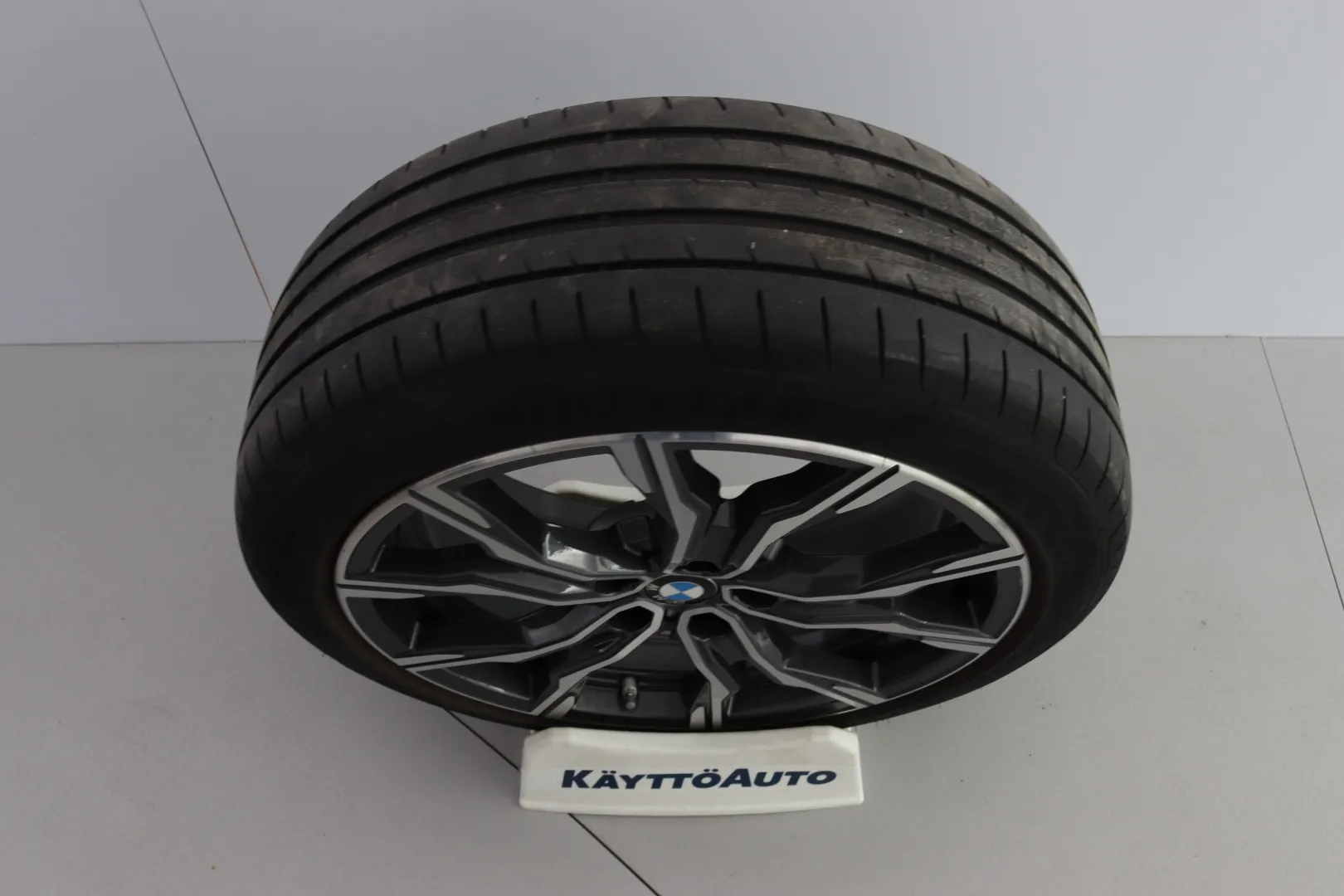 BMW X1 LRC-448 carousel image