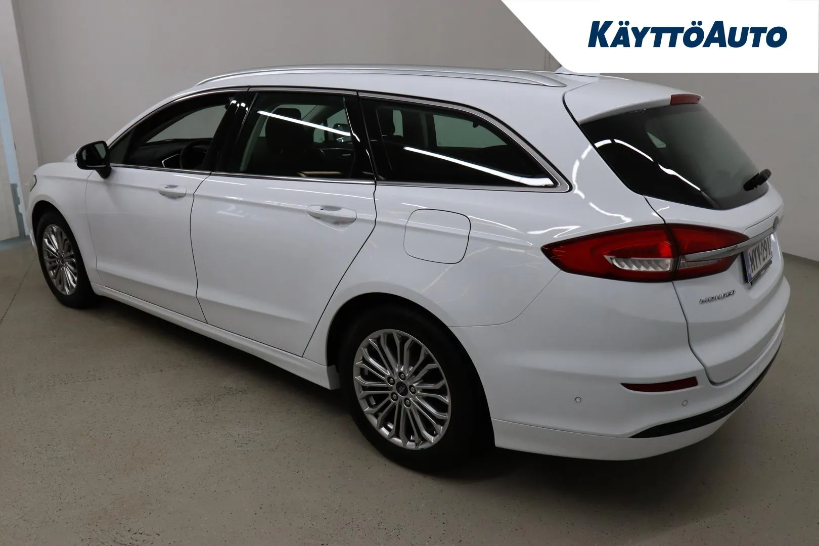FORD Mondeo MYV-291 carousel image