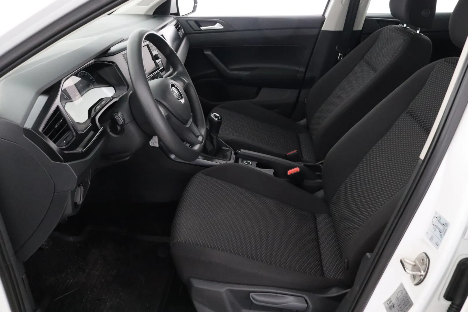 VOLKSWAGEN Polo ERJ-851 carousel image