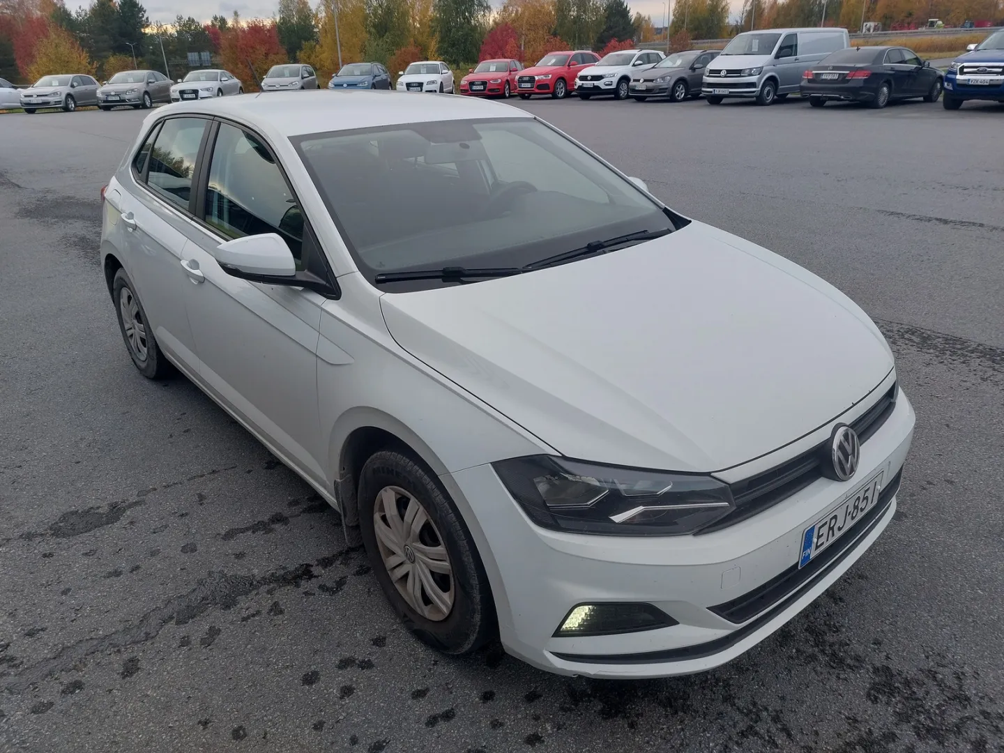VOLKSWAGEN Polo ERJ-851 carousel image