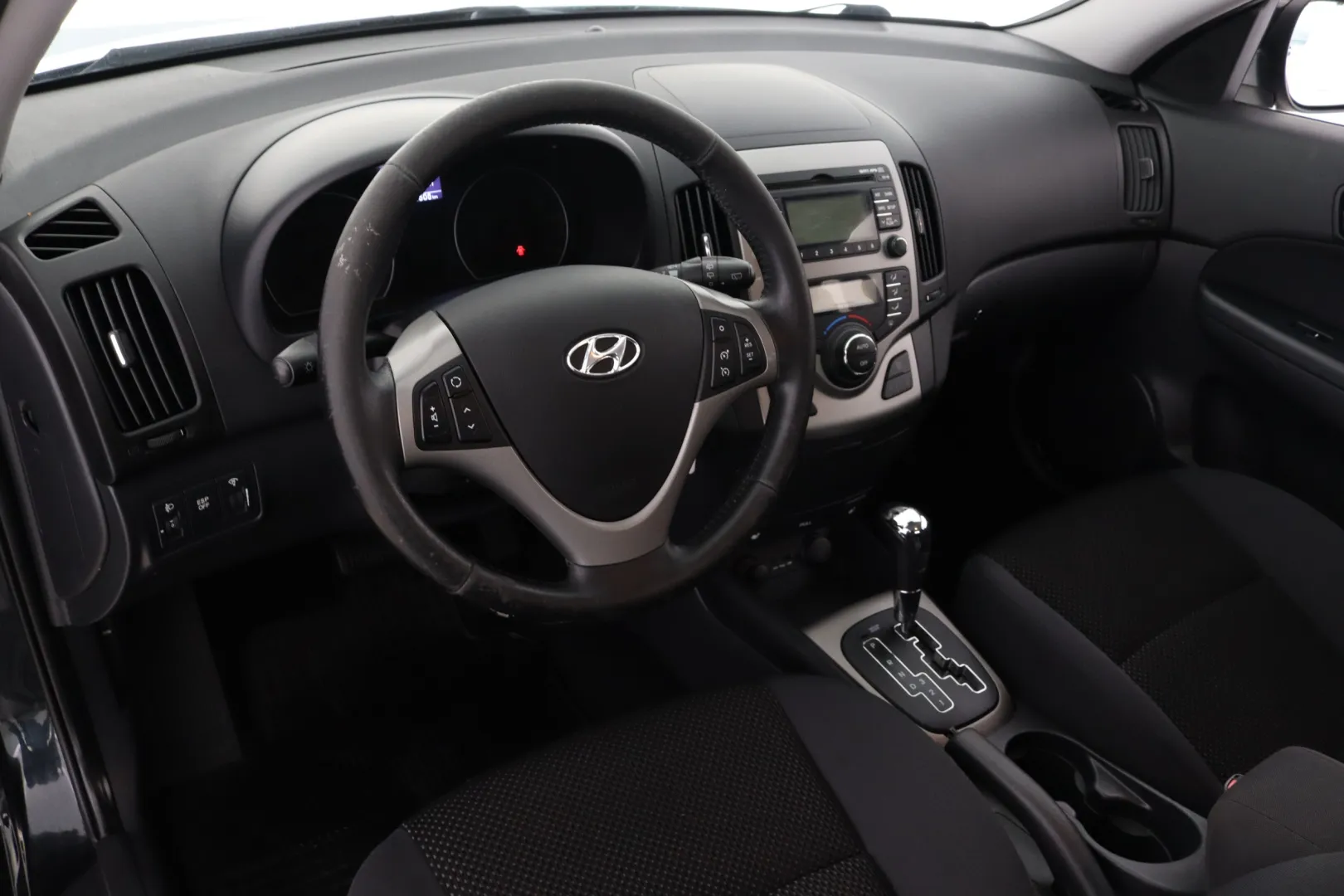 HYUNDAI i30 TCY-388 carousel image