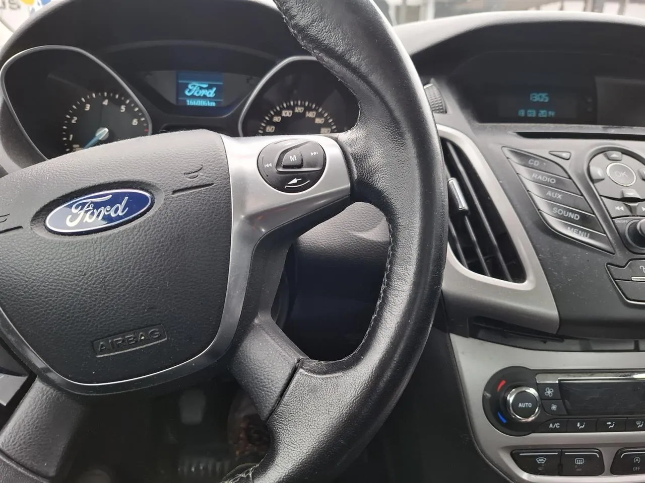 FORD Focus GLE-911 carousel image