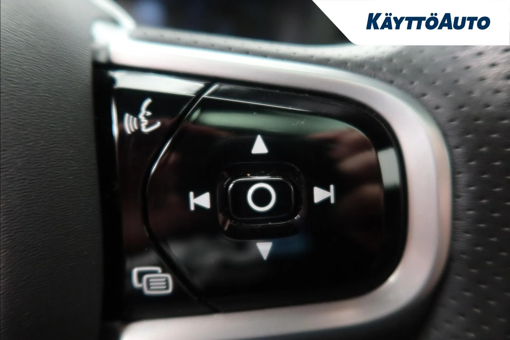 Volvo XC60 IOB-423 carousel image