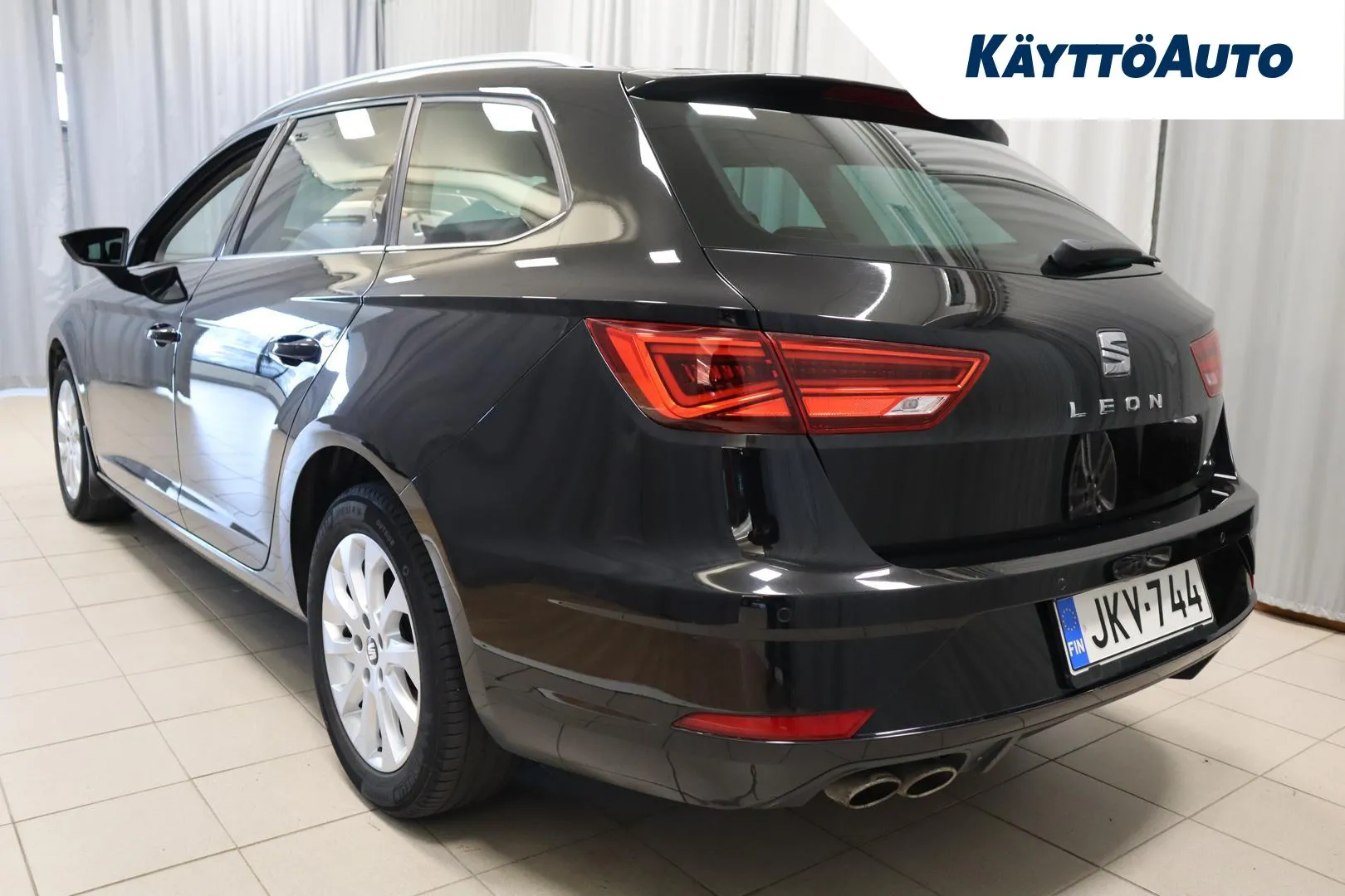SEAT Leon ST JKV-744 carousel image