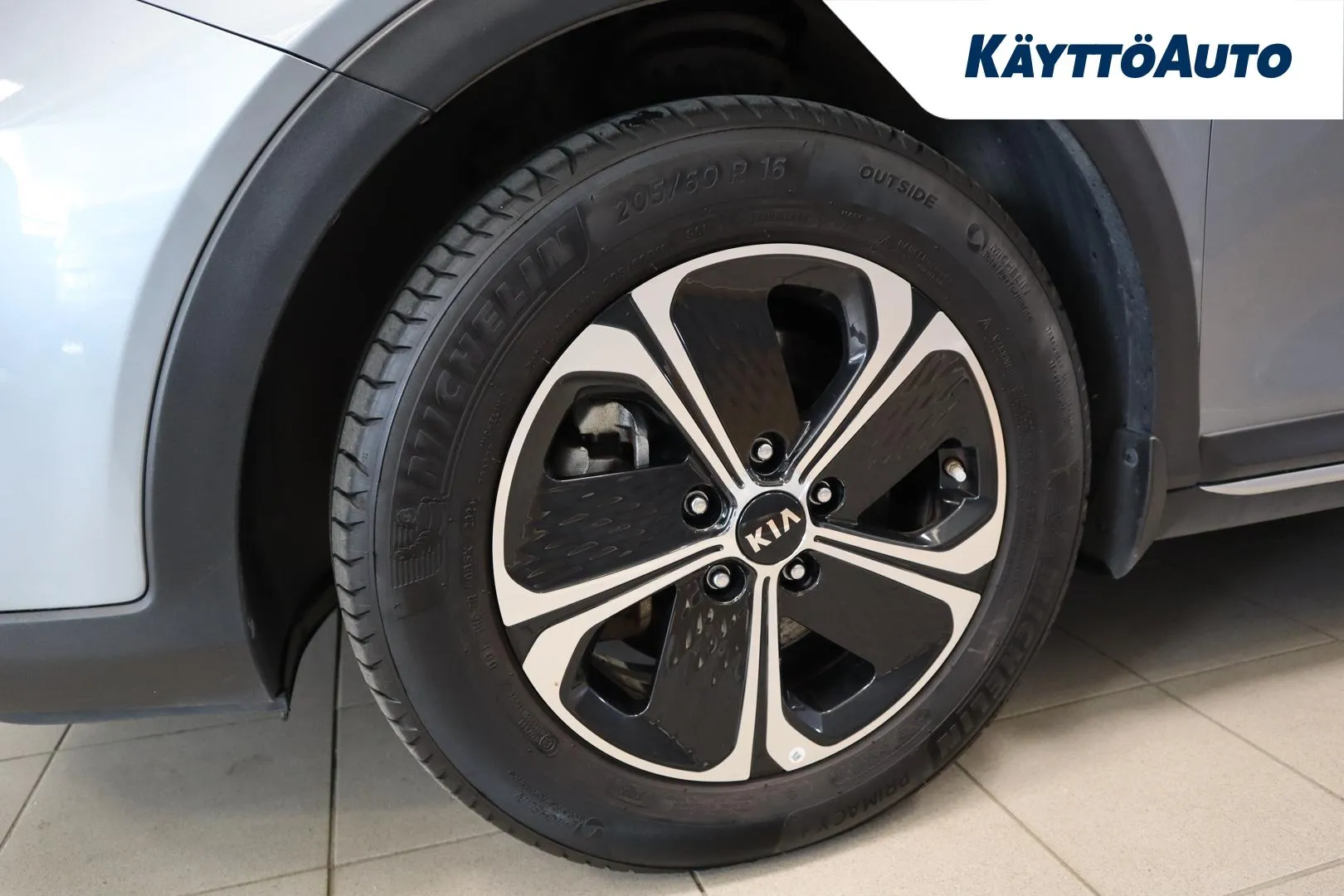 KIA XCeed LPA-603 carousel image
