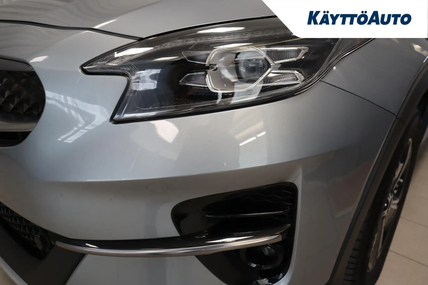KIA XCeed LPA-603 carousel image