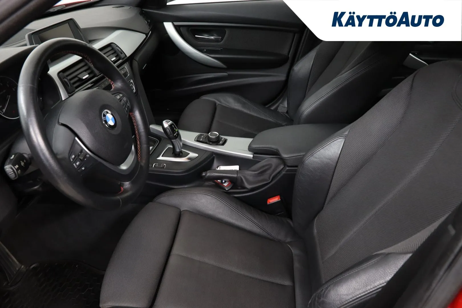 BMW 320 SNM-745 carousel image