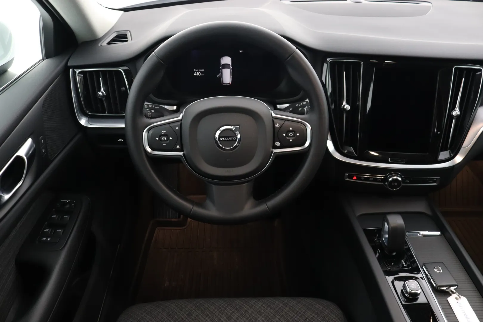 Volvo V60 SYY-446 carousel image